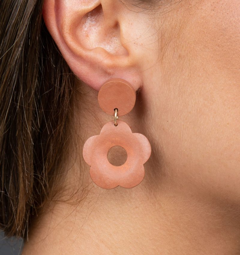 PETUNIA EARRINGS ROASTED PECAN - HOLIDAY LIFE